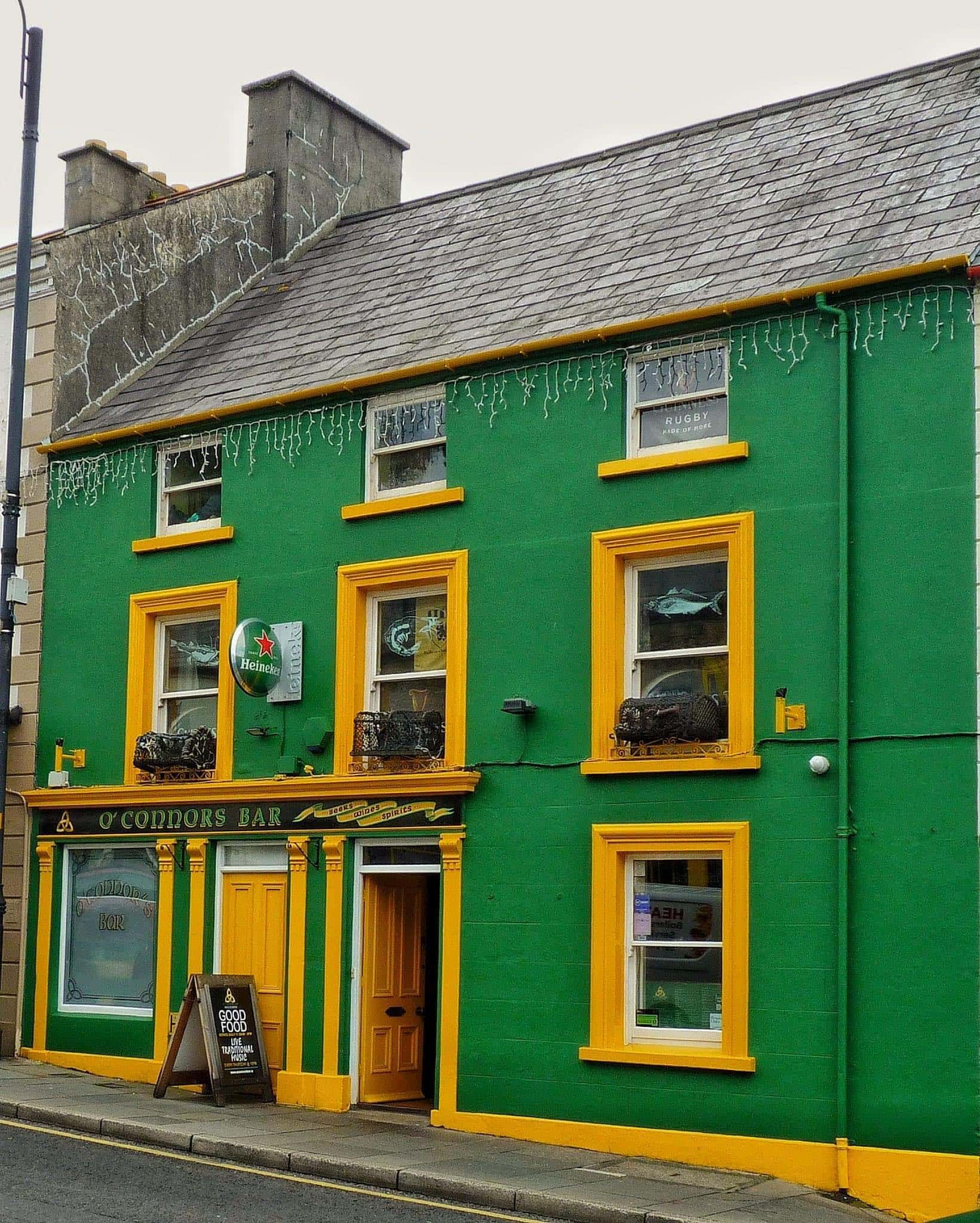 exterior of O'connor's bar ballycastle